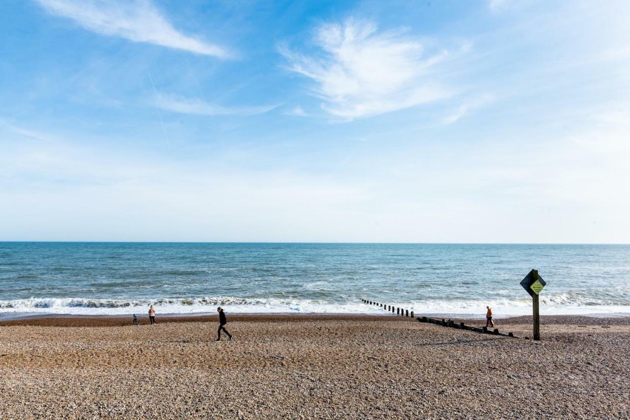 Amazing Beach Apartment Lancing Luaran gambar